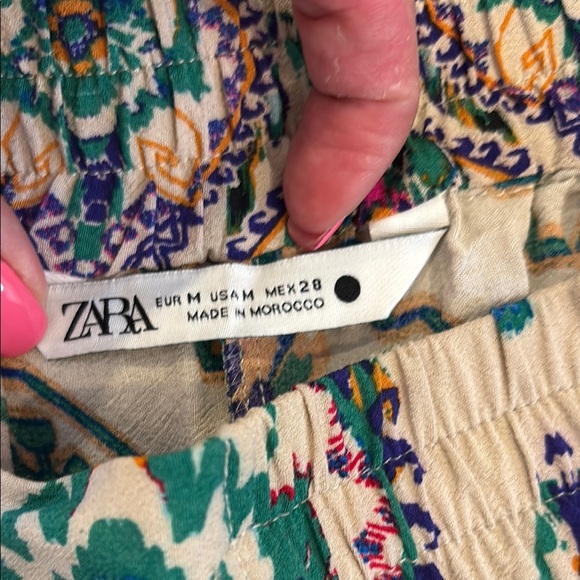 Zara Colorful Patterned Shorts - Picture 2 of 4